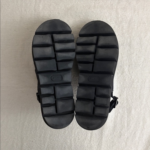 Lofina Chunky Leather Platform Wedge Sandal - Picture 7 of 8